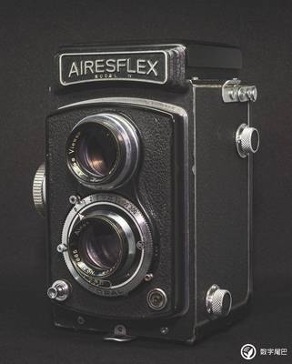 AIRESFLEX IV 雙反相機(jī) 匠心之作，攝影器材收藏與實(shí)用之選